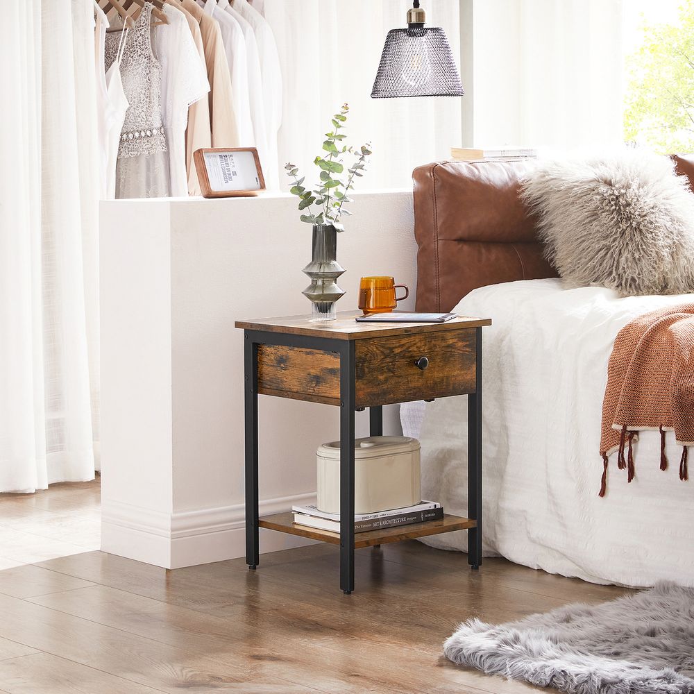 Natbord med skuffe i vintage stil